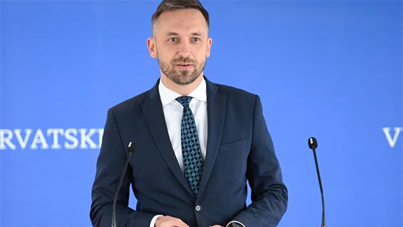 Piletić: Vlada sa sindikatima krenula u izradu Zakona o plaćama koji se čekao godinama